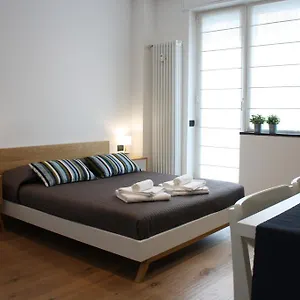 Appartement Navigli - Via Tortona, Milaan